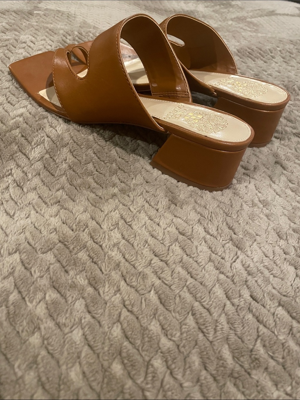 Vince Camuto Basienda Sandals - Picture 5 of 6